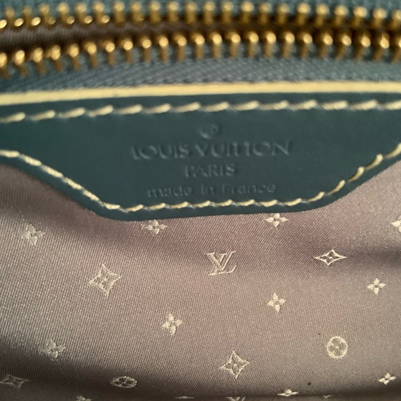Lv purse - Picture 6 of 8